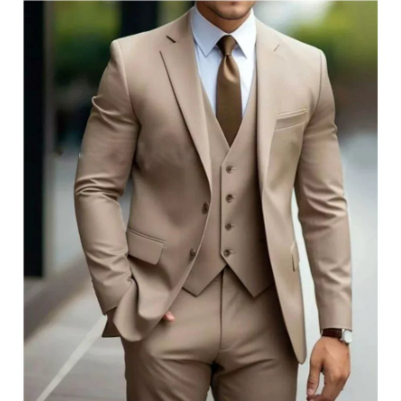 Traje slim fit de tres piezas: chaqueta, chaleco y pantalón para hombre