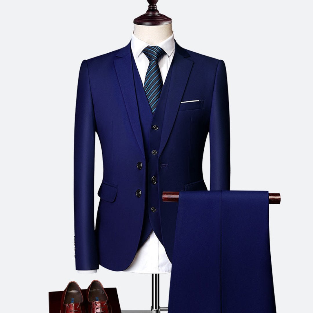 Traje slim fit de tres piezas con chaqueta, chaleco y pantalón para hombre