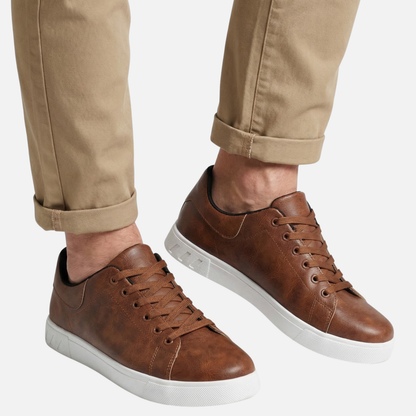 Zapatillas sintéticas transpirables – Ajuste estrecho con perforaciones para hombre
