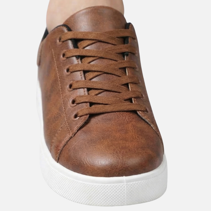 Zapatillas sintéticas transpirables – Ajuste estrecho con perforaciones para hombre