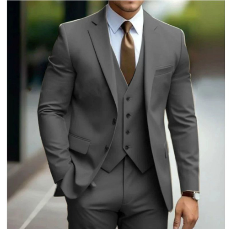 Traje slim fit de tres piezas: chaqueta, chaleco y pantalón para hombre