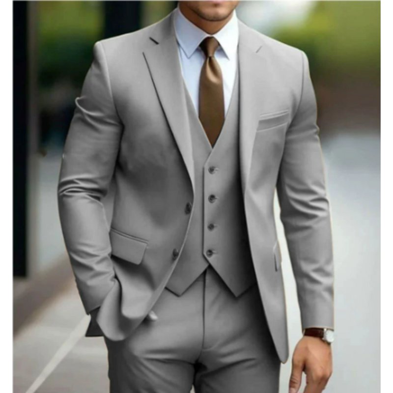 Traje slim fit de tres piezas: chaqueta, chaleco y pantalón para hombre