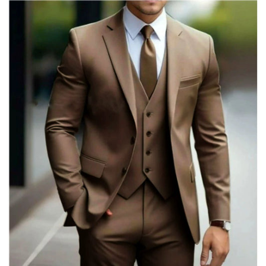 Traje slim fit de tres piezas: chaqueta, chaleco y pantalón para hombre