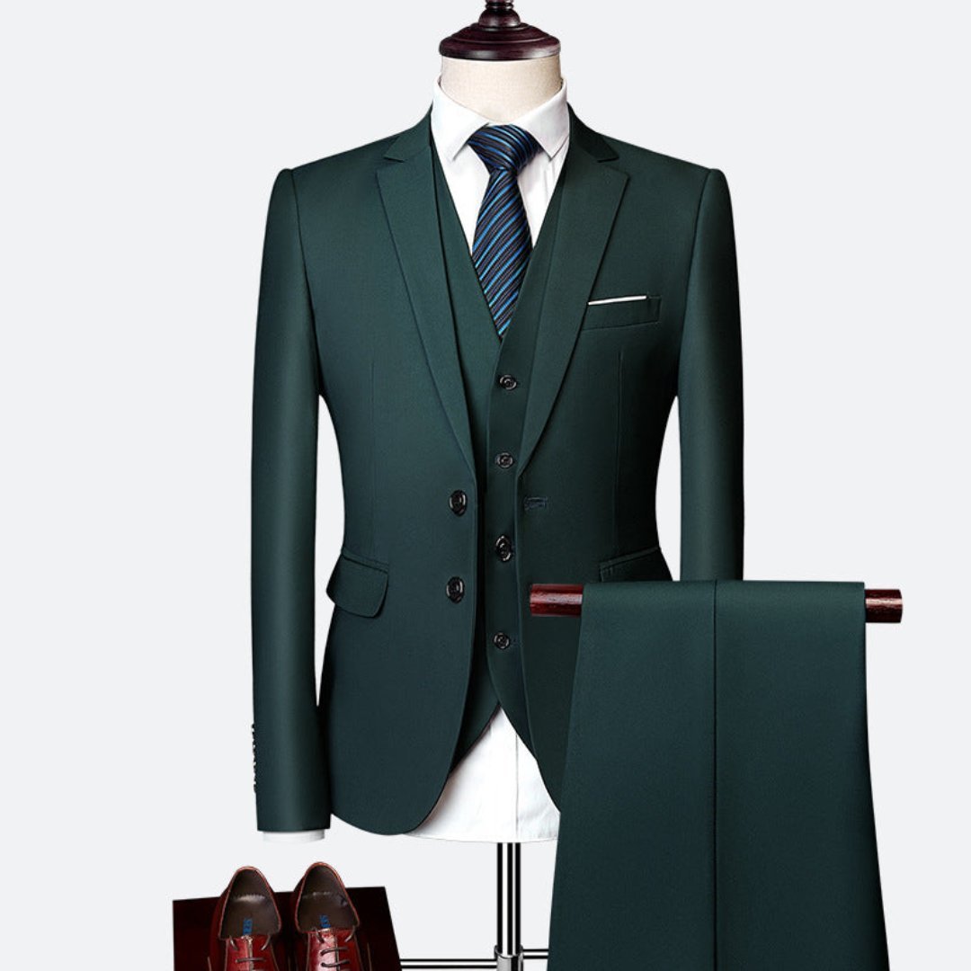 Traje slim fit de tres piezas con chaqueta, chaleco y pantalón para hombre