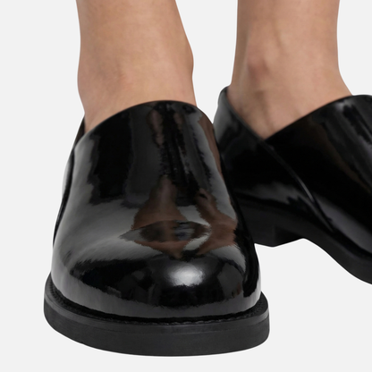 Mocasín sintético formal brillante – Ajuste estrecho con tacón bloque para hombre