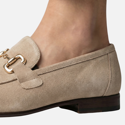 Mocasines casuales de ante con detalle de brida y comodidad diaria para hombre