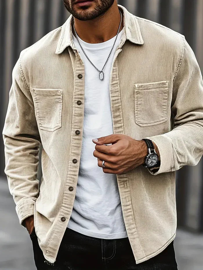 Chaqueta camisa de pana con dos bolsillos en el pecho para hombre