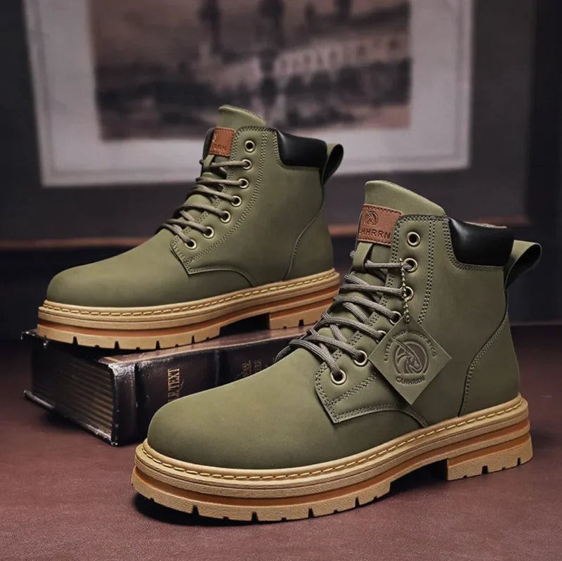 Botines de cuero con suela perfilada para hombre