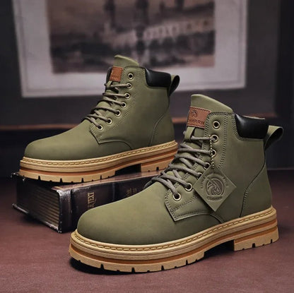 Botines de cuero con suela perfilada para hombre