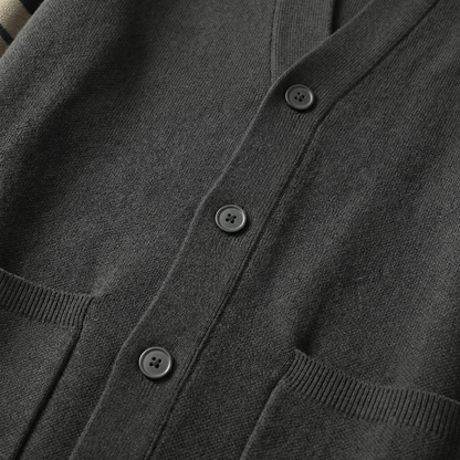 Cardigan entallado ligero de merino con bolsillos para hombre