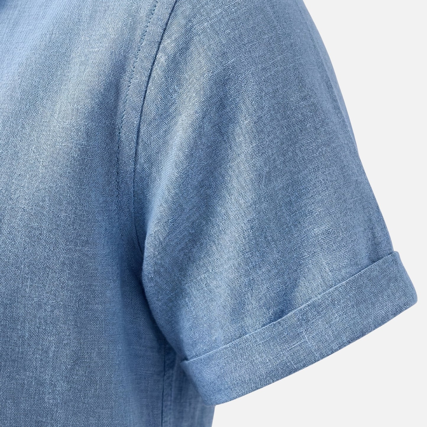 Camisa ligera de lino con cuello Kent para hombre