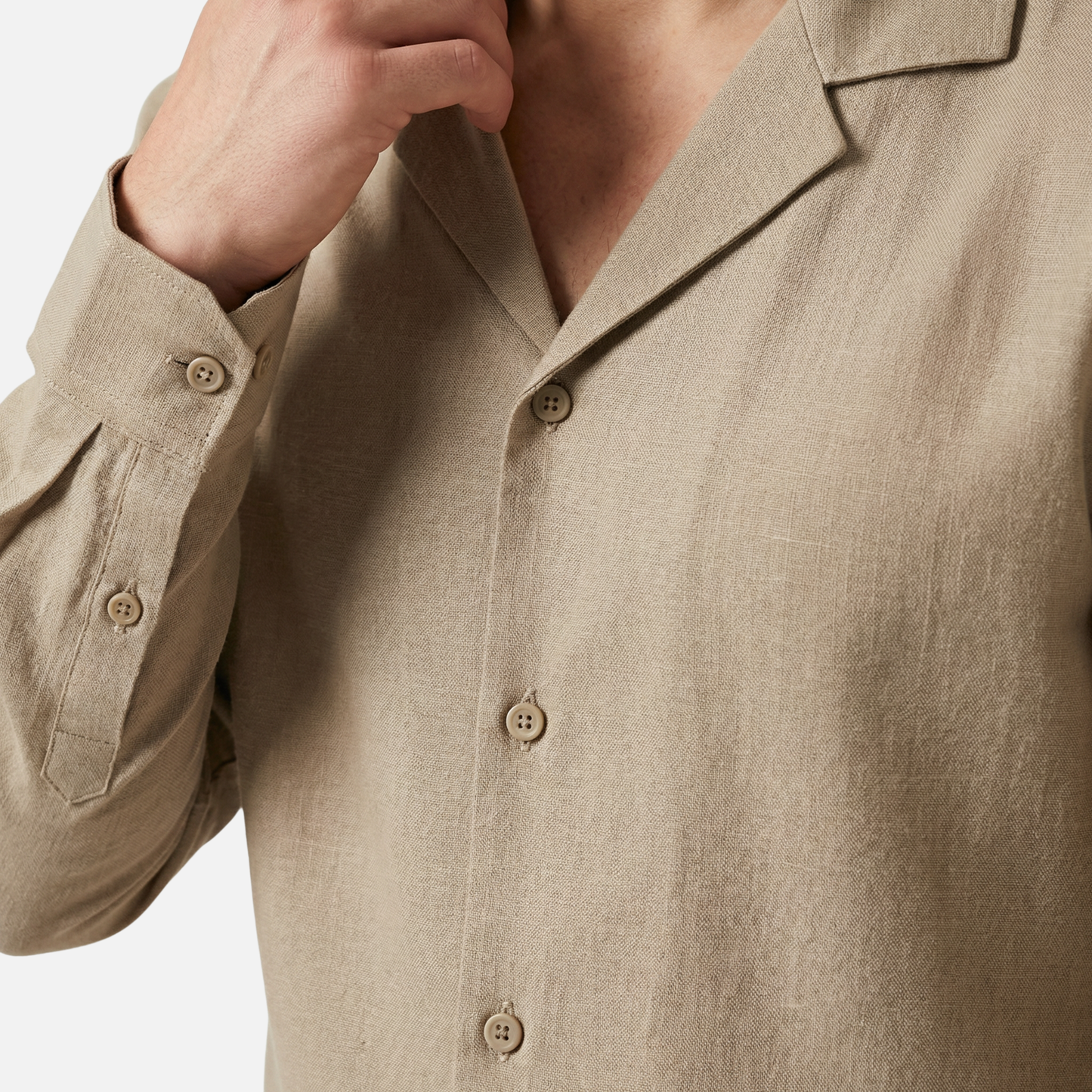 Conjunto ligero de lino de verano con cuello de solapa para hombre