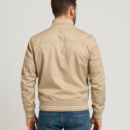 Chaqueta bomber de nailon con puños de canalé para hombre