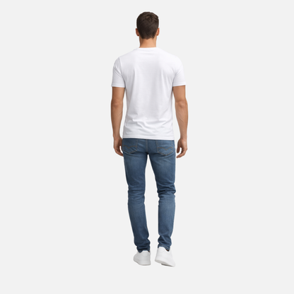 Camiseta de acabado limpio con cuello redondo para hombres
