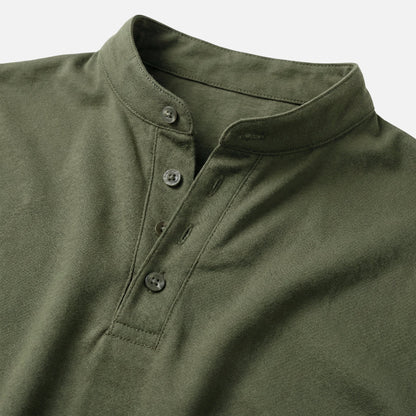 Camiseta slim fit de jersey con cuello alto para hombre