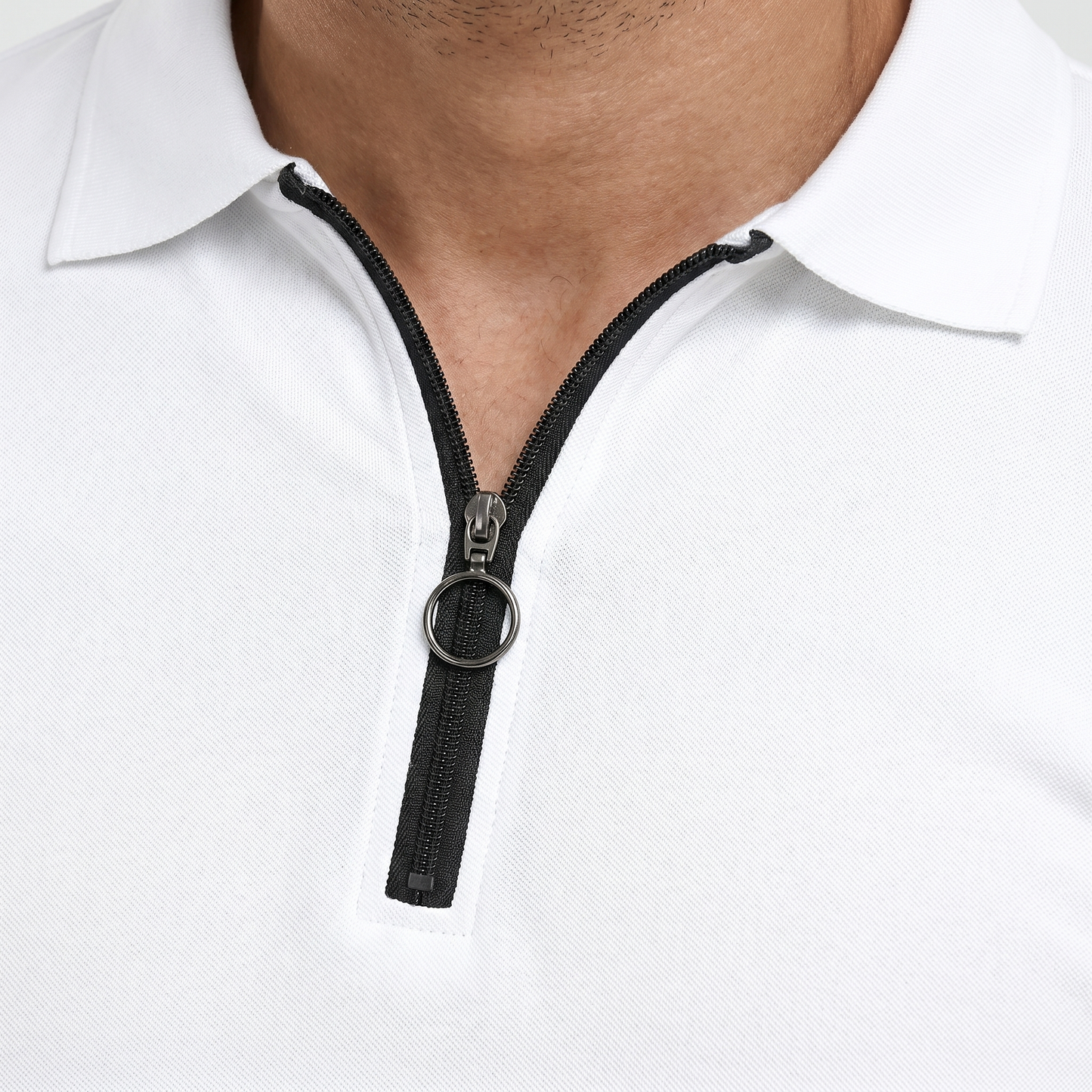 Polo ajustado de punto con cremallera para hombre