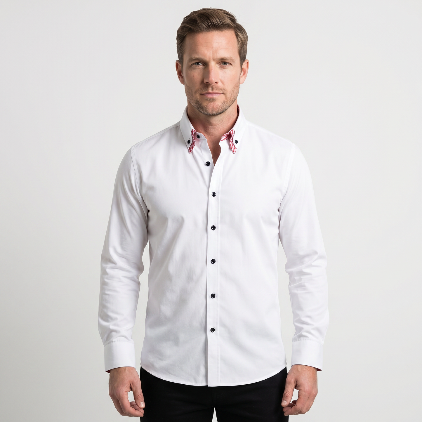 Camisa de algodón smart-casual con cuello abotonado para hombre