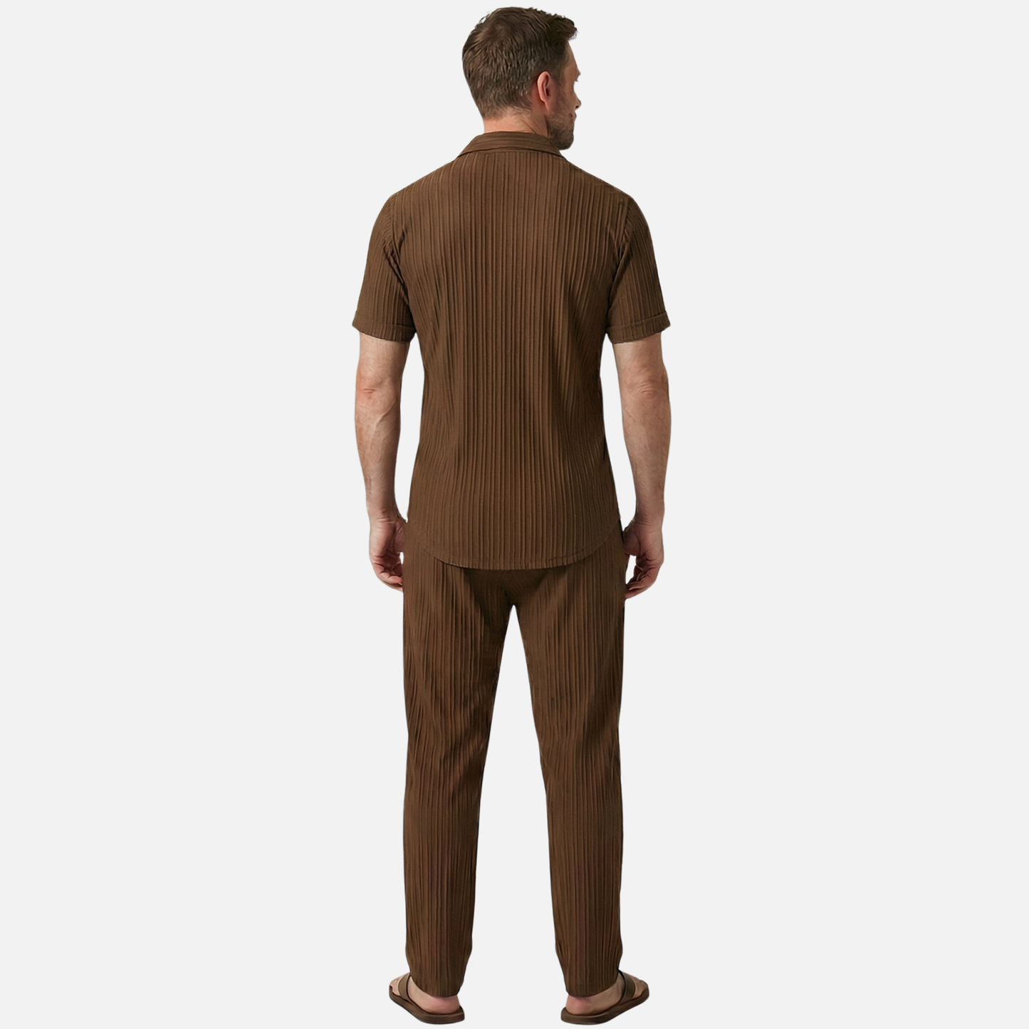 Conjunto veraniego plisado de dos piezas con cintura elástica para hombre