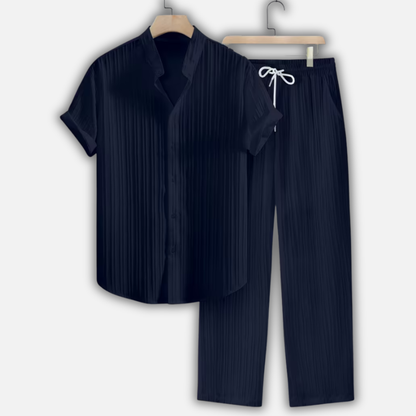Conjunto veraniego plisado de dos piezas con cintura elástica para hombre