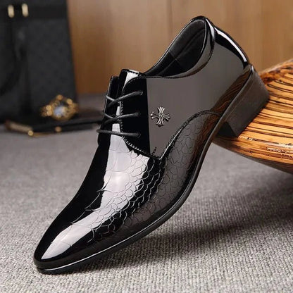 Zapato de cuero estructurado para negocios con puntera puntiaguda para hombre