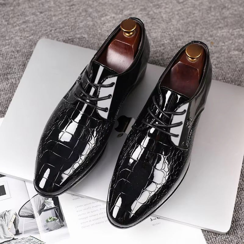 Zapato de cuero estructurado para negocios con puntera puntiaguda para hombre