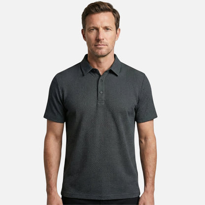 Polo estructurado con patrón de gofre para hombre