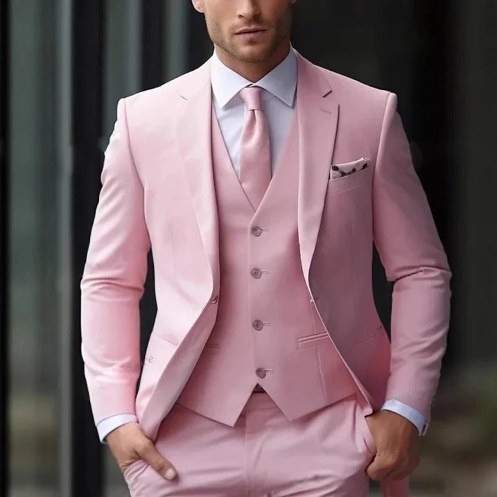 Traje de mezcla de lana de tres piezas con chaqueta, chaleco y pantalón para hombre